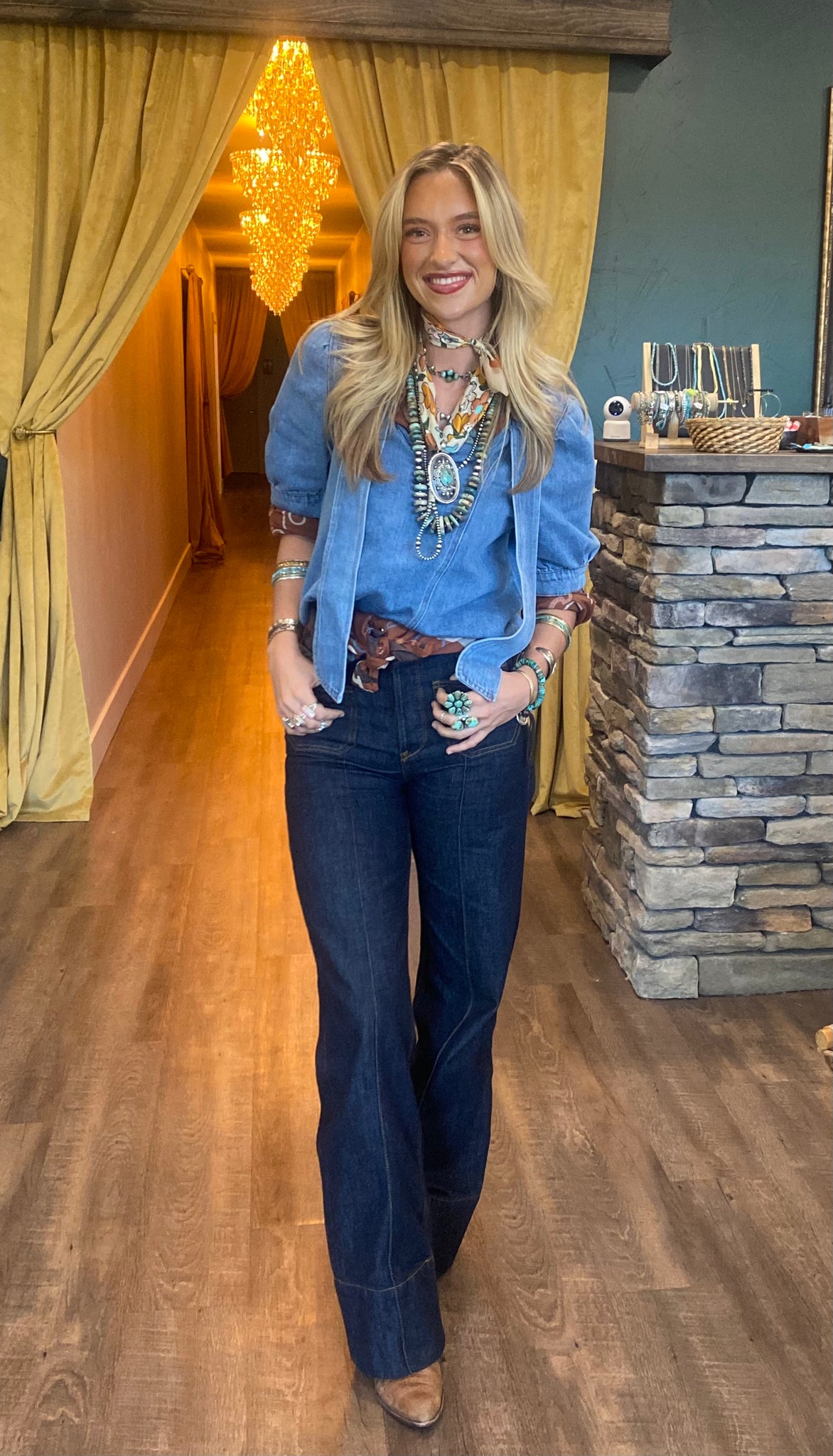 Ariat Vintage Rinse Tomboy Jeans