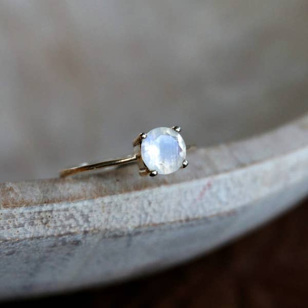 lily moonstone ring 7