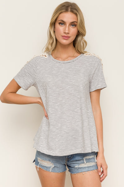 crochet applique stripe tee m