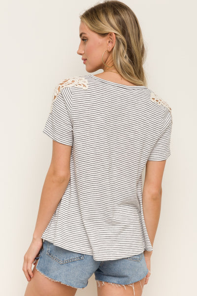 crochet applique stripe tee