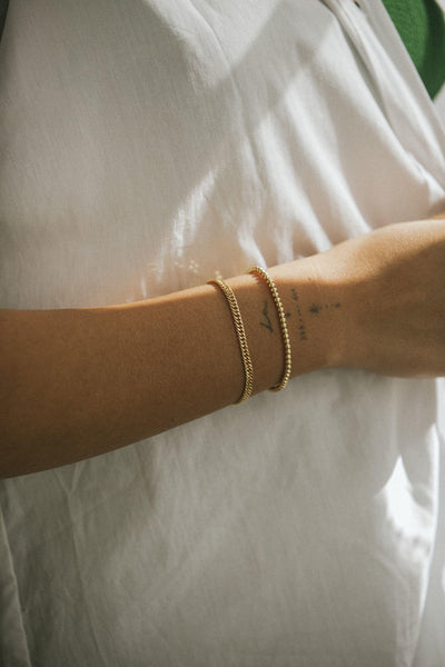 Kaylee Gold Dotted Bracelet