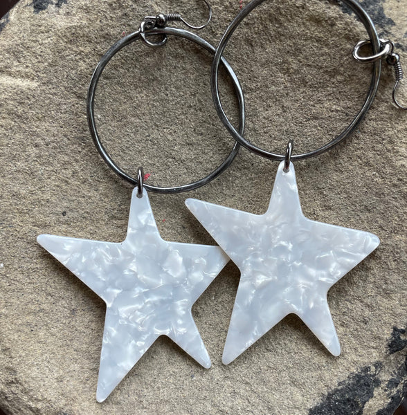 acrylic star earrings white with antique silver